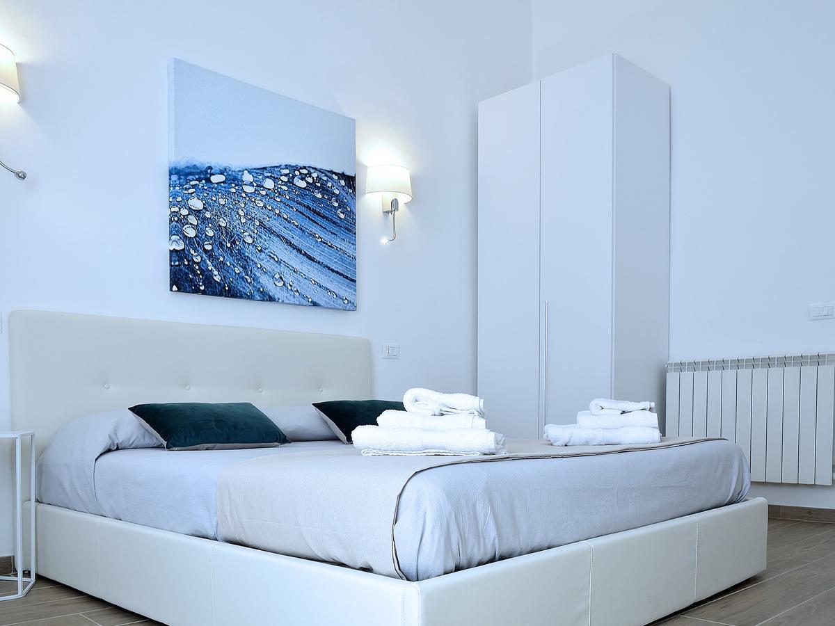 Duca70 "Suite Home" タラント エクステリア 写真