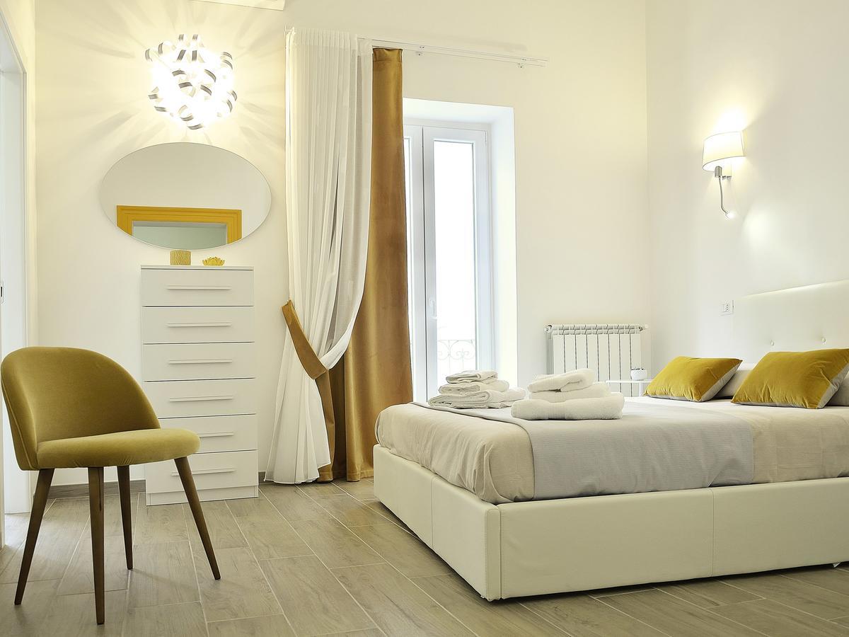 Duca70 "Suite Home" タラント エクステリア 写真